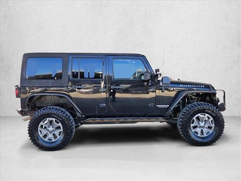 Used 2014 Jeep Wrangler Unlimited Rubicon w/ Connectivity Group image 4