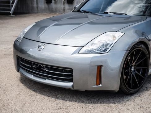 Used 2006 Nissan 350Z Coupe RWD image 20