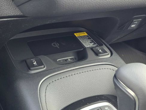 New 2026 Toyota Corolla SE image 30