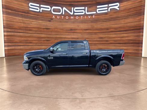 Used 2017 RAM 1500 Laramie w/ Convenience Group AWD/4WD image 2