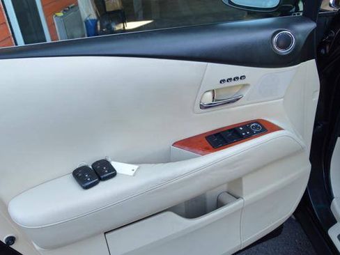 Used 2011 Lexus RX 350 AWD w/ Premium Pkg image 66