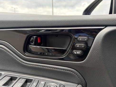 Certified 2024 Honda Odyssey Touring image 18