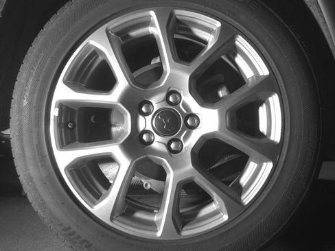 Used 2025 Jeep Compass Limited image 15