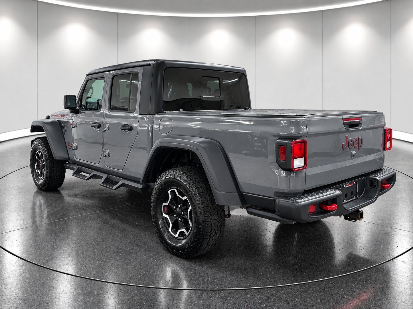 Used 2021 Jeep Gladiator Rubicon AWD/4WD image 6