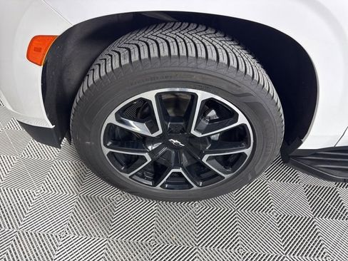 Used 2022 Chevrolet Tahoe RST w/ Sport Performance Package image 10