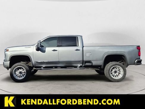 Used 2024 Chevrolet Silverado 3500 High Country AWD/4WD image 8