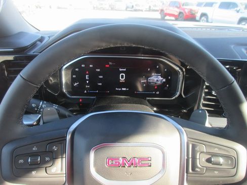 New 2026 GMC Sierra 1500 Elevation image 17