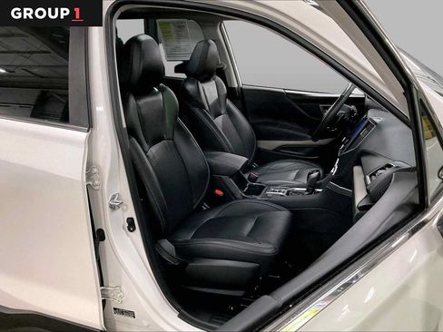 Used 2023 Subaru Forester Limited AWD/4WD image 9