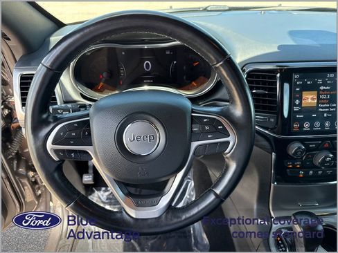Used 2021 Jeep Grand Cherokee Laredo X image 12
