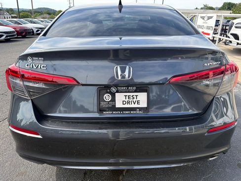 Used 2023 Honda Civic Sport image 14