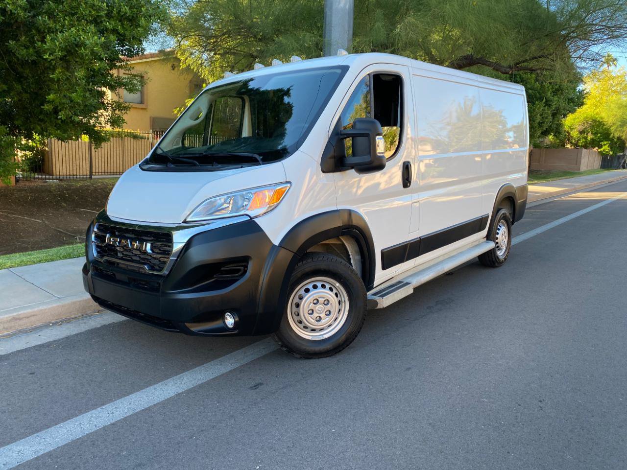 Used 2025 RAM ProMaster 2500 w/ U-Haul Equipment Group FWD image 58