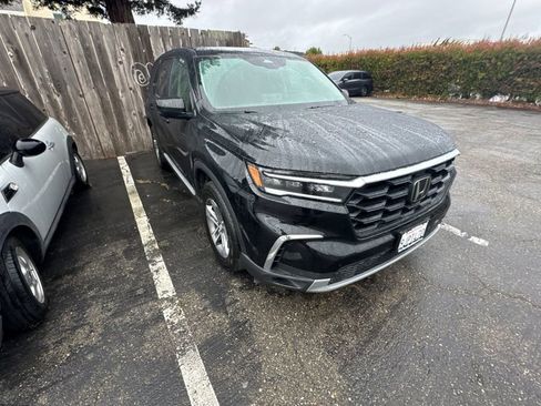 Used 2024 Honda Pilot EX-L image 2