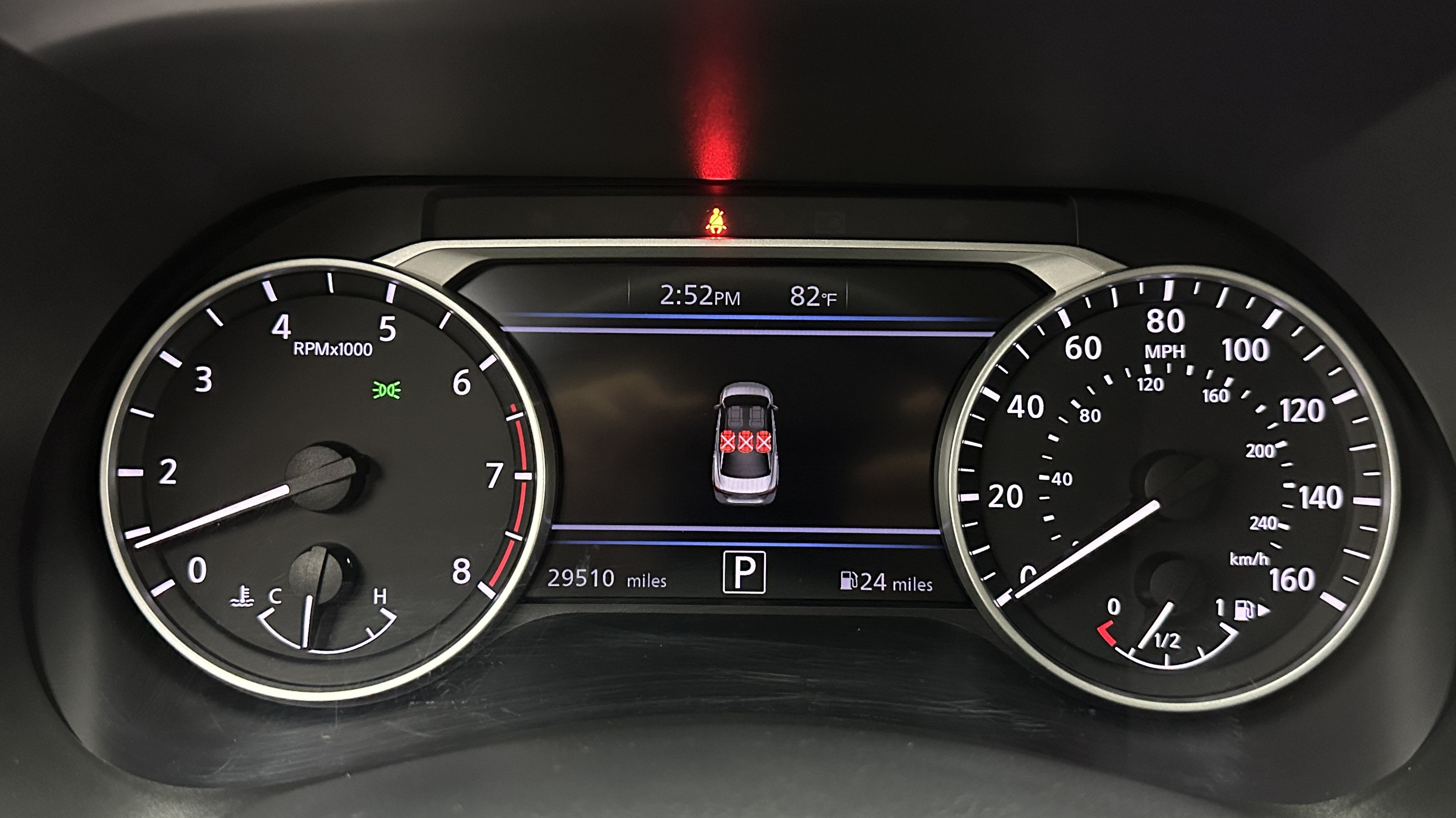 Used 2025 Nissan Sentra SR FWD image 23
