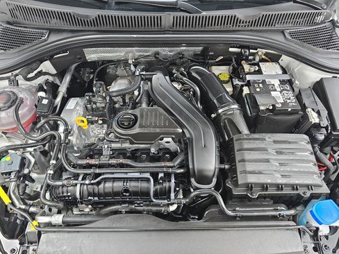 Certified 2025 Volkswagen Jetta Sport image 29