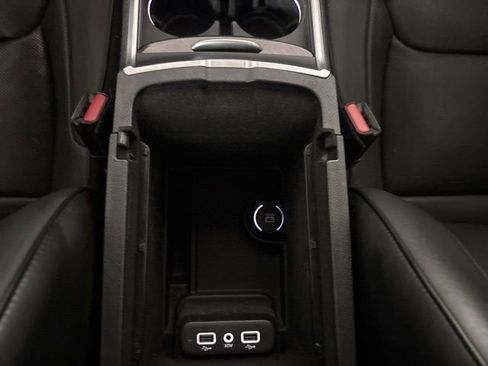 Used 2018 Chrysler 300 Limited w/ Safetytec Plus Group image 42