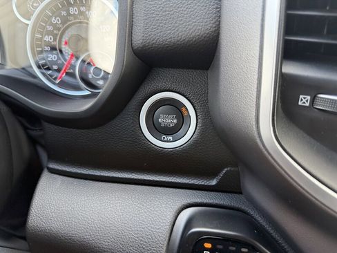 Used 2023 RAM 1500 Big Horn AWD/4WD image 41