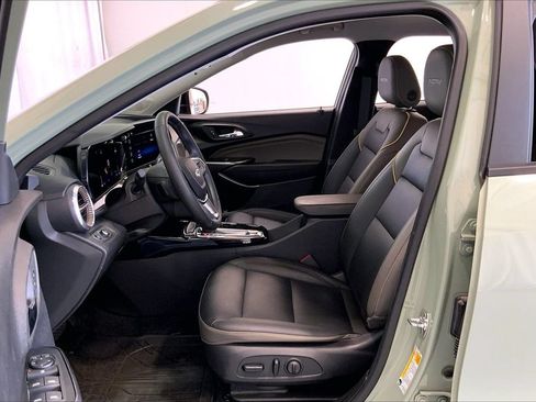 Used 2024 Chevrolet Trax ACTIV w/ Driver Confidence Package FWD image 18