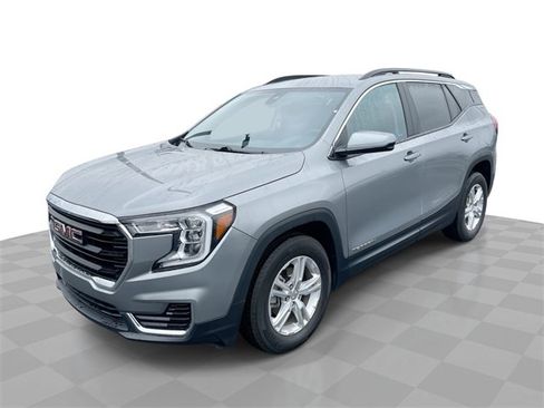 Used 2023 GMC Terrain SLE w/ Driver Convenience Package image 1