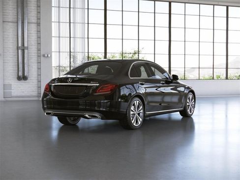 Used 2021 Mercedes-Benz C 300 4MATIC Sedan image 23