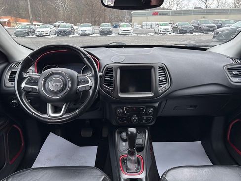 Used 2019 Jeep Compass Trailhawk AWD/4WD image 13