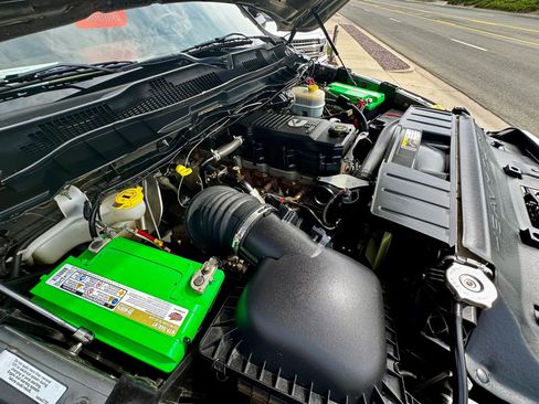 Used 2012 RAM 2500 SLT w/ Cold Weather Group image 19