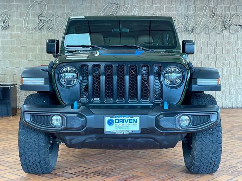 Used 2023 Jeep Wrangler Unlimited Rubicon 4xe w/ Cold Weather Group AWD/4WD image 3