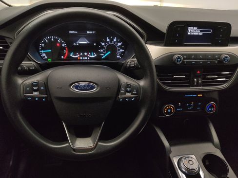 Used 2021 Ford Escape S image 22