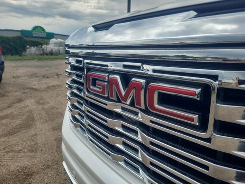 Used 2024 GMC Sierra 1500 Denali w/ Denali Reserve Package AWD/4WD image 23