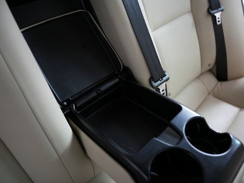 Used 2015 Volvo S60 T5 Platinum image 39