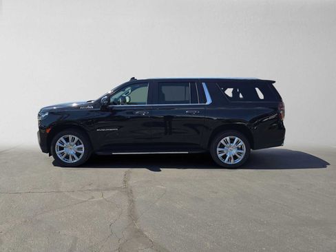 Used 2023 Chevrolet Suburban High Country w/ Max Trailering Package RWD image 6