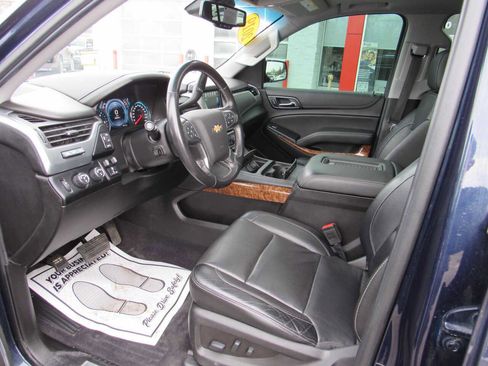 Used 2019 Chevrolet Tahoe Premier image 16