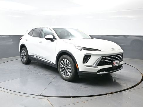 Used 2024 Buick Envision Preferred image 6