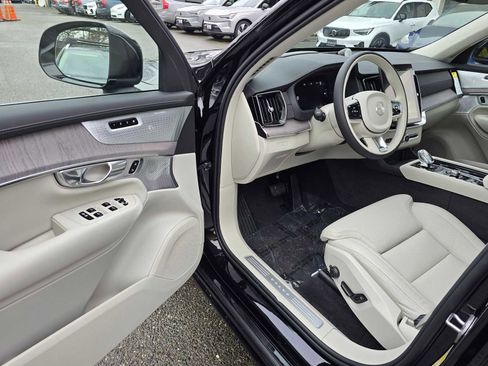 New 2026 Volvo XC90 T8 Ultra w/ Lounge Package image 20