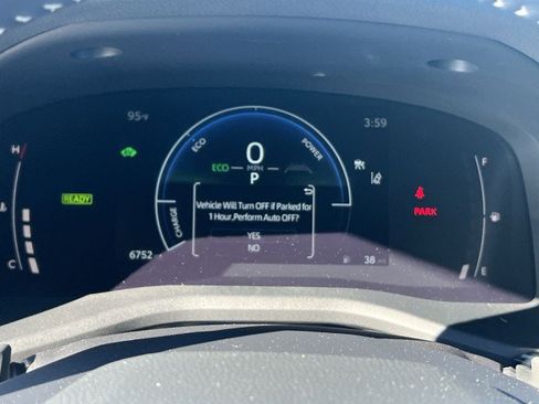 Used 2025 Toyota Camry SE w/ Multimedia Upgrade Package image 12