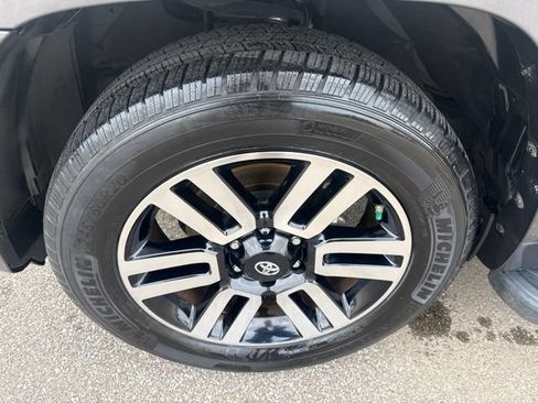 Used 2019 Toyota 4Runner Limited AWD/4WD image 13