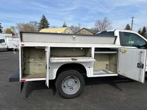 Used 2017 Ford F450 XL AWD/4WD image 18
