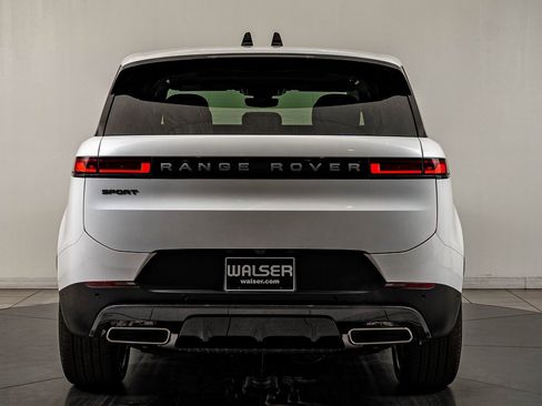 New 2026 Land Rover Range Rover Sport SE image 7