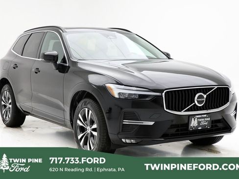 Used 2023 Volvo XC60 B5 Core image 1