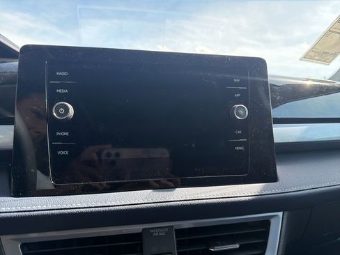 New 2026 Volkswagen Taos SEL AWD/4WD image 14