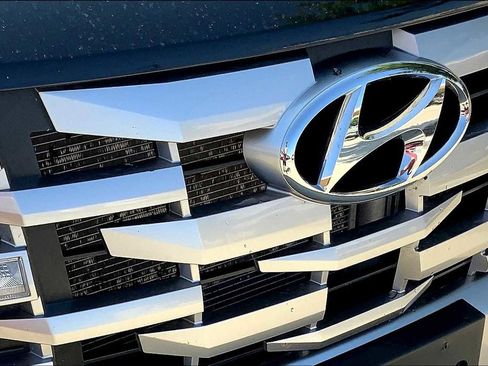 Certified 2022 Hyundai Santa Cruz SEL Premium image 32