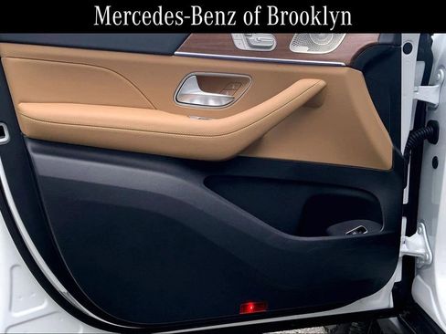 Certified 2026 Mercedes-Benz GLS 450 4MATIC image 21