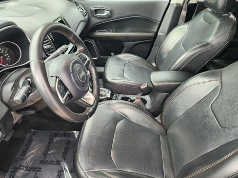 Used 2019 Jeep Compass Limited FWD image 12
