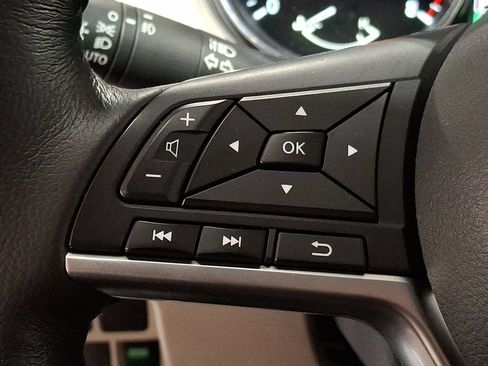 Used 2019 Nissan Rogue Sport SV w/ All-Weather Package AWD/4WD image 16