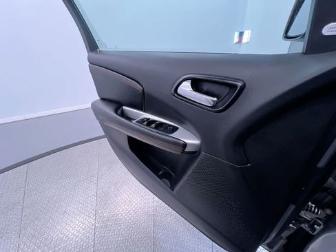 Used 2016 Dodge Journey R/T w/ Driver Convenience Group FWD image 28