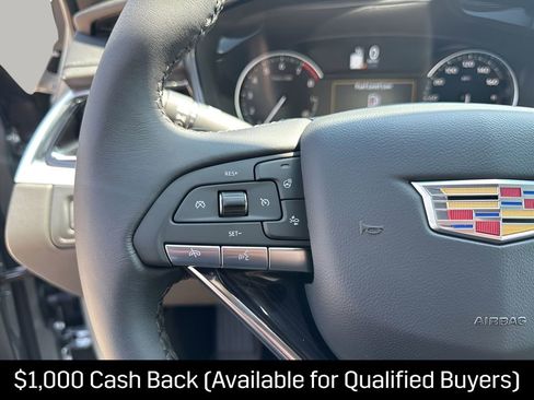 New 2025 Cadillac XT6 Premium Luxury w/ LPO, Floor Liner Package FWD image 32