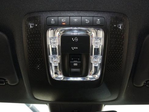 Used 2023 Mercedes-Benz CLA 250 4MATIC w/ Premium Package image 18
