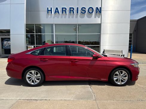 Used 2019 Honda Accord LX image 4