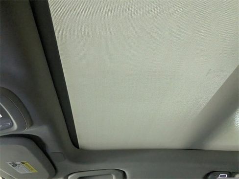 Used 2024 Volvo S60 B5 Plus image 23