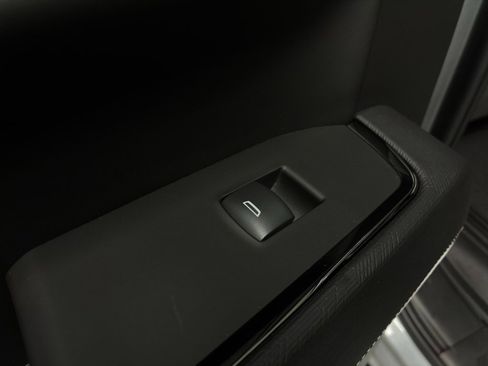 Used 2025 GMC Sierra 1500 AT4X image 49