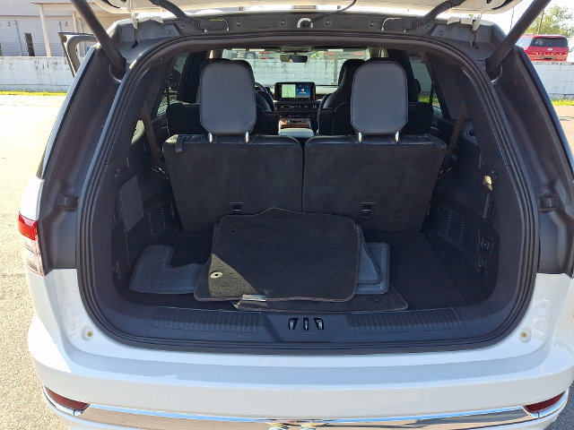 Certified 2025 Lincoln Aviator Black Label AWD/4WD image 29